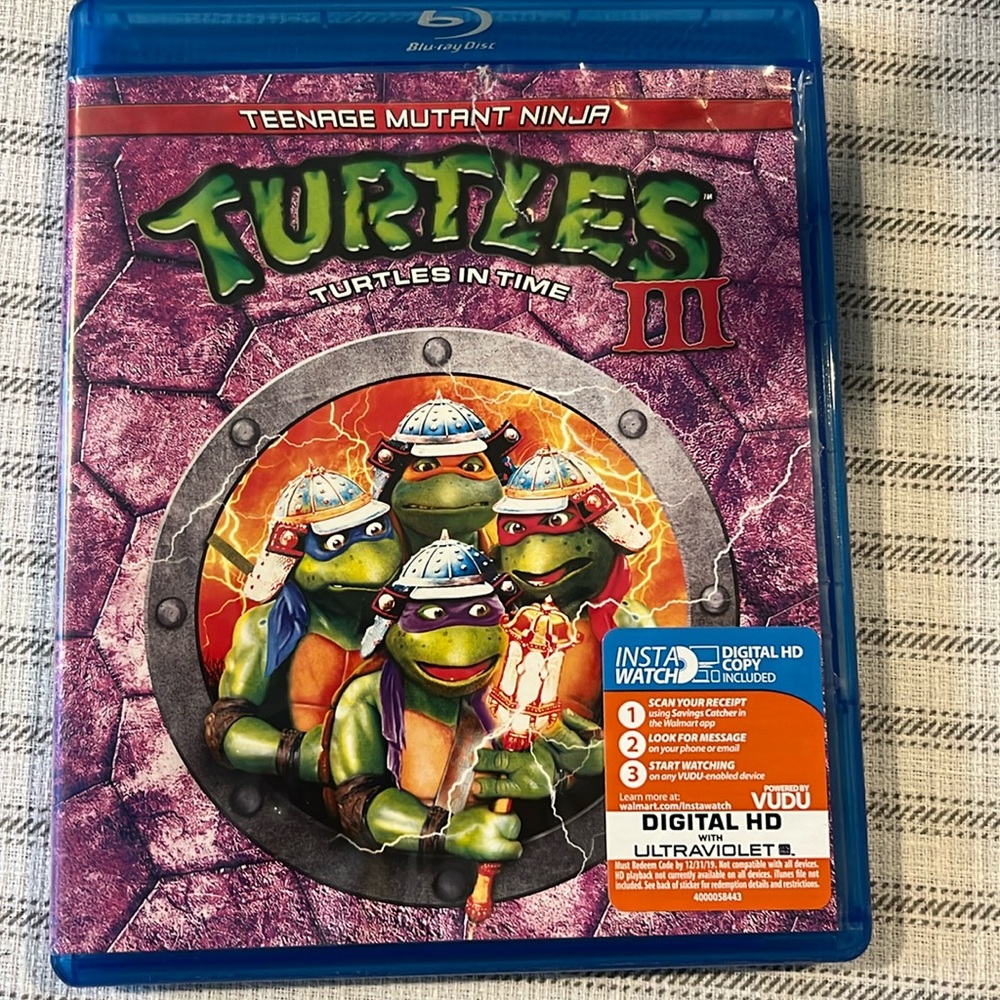 Teenage Mutant Ninja Turtles III Turtles In Time Blu-Ray EUC